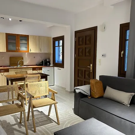 Oikia Apozari Mikros Filippos Apartmán *