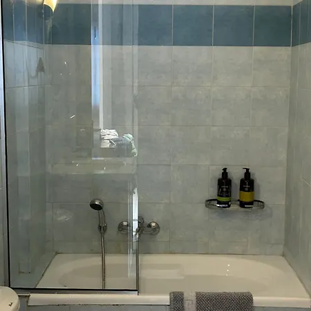 Oikia Apozari Mikros Filippos